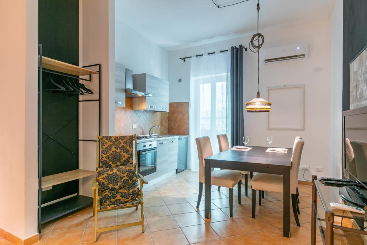 Ballaro Central Cozy Studio With Balcony Palermo Exterior photo
